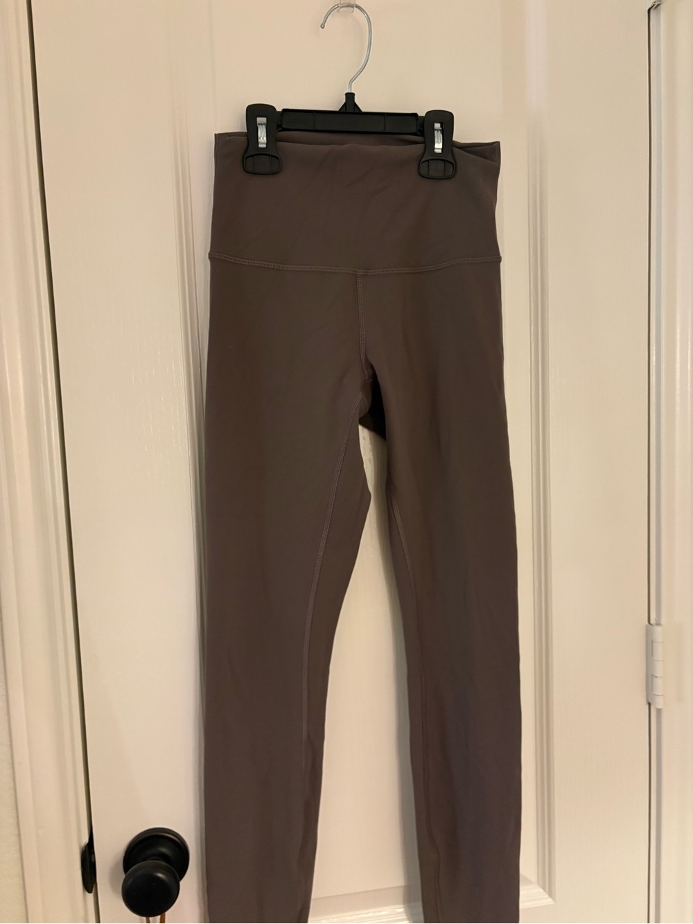 High-Waist Women’s Leggings in Taupe